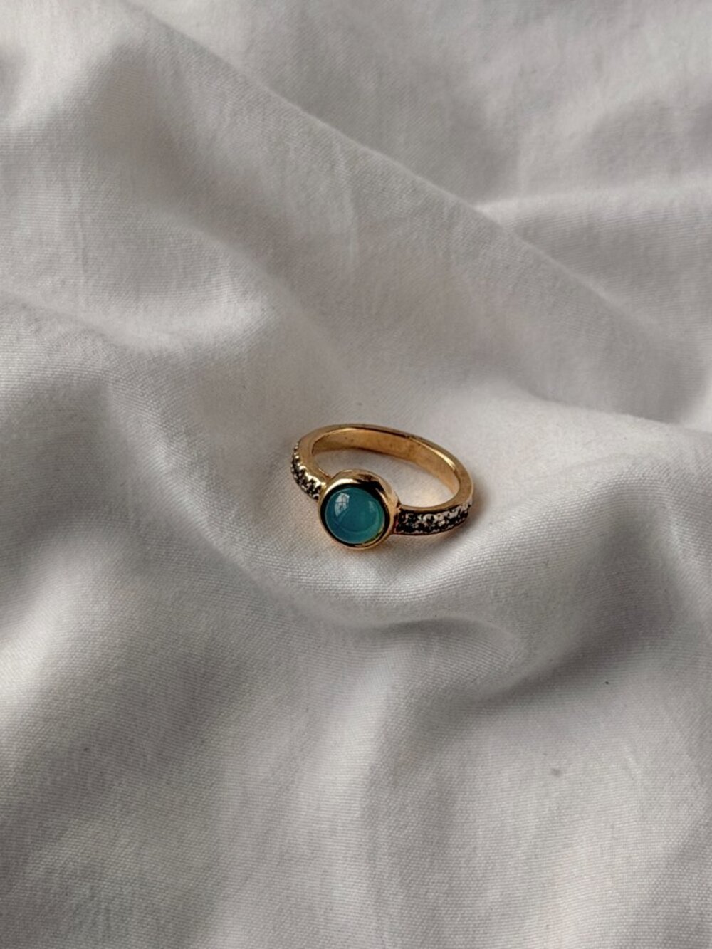 Delicate Solitaire 18k Gold Plated Ring - Sky Blue Agate Size 5.5
